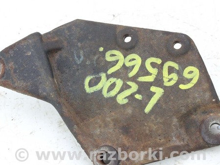 ФОТО Детали моторной группы для Mitsubishi L200 (06-14) Київ
