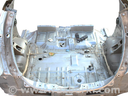 ФОТО Детали кузова для Nissan LEAF (10-17) Київ