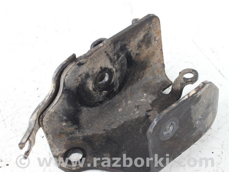 ФОТО Кронштейн задней балки левый для Nissan Micra K12 (02-10) Київ
