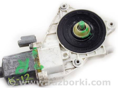 ФОТО Моторчик стеклоподъёмника передний правый для Nissan Micra K12 (02-10) Київ