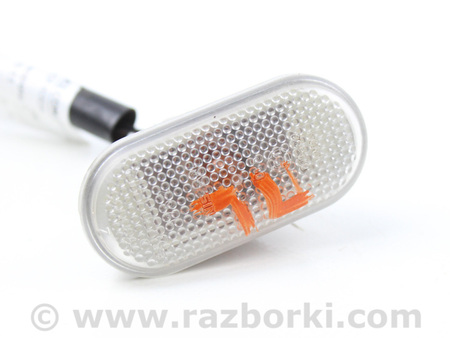 ФОТО Повторитель поворота для Nissan Micra K12 (02-10) Київ
