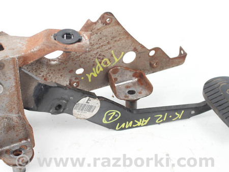ФОТО Педаль тормоза для Nissan Micra K12 (02-10) Київ