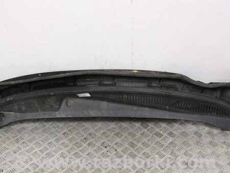 ФОТО Жабо под лобовое стекло (пластик) для Nissan Note E11 (2006-2013) Київ