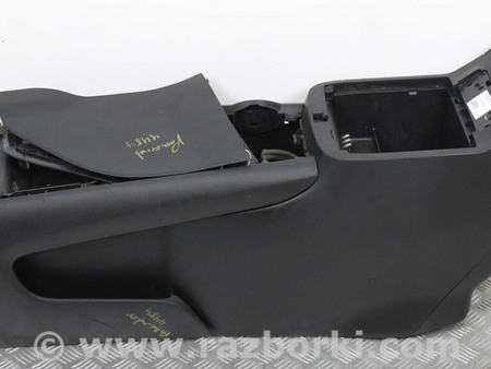 ФОТО Детали салона для Nissan Pathfinder R52 (12-21) Київ