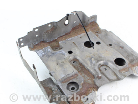 ФОТО Кронштейн полки АКБ для Nissan Qashqai/Roque Sport J11 (13-21) Київ