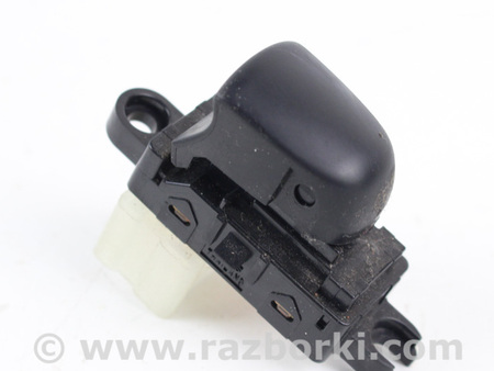 ФОТО Кнопка стеклоподъемника одиночная для Nissan Qashqai/Roque Sport J11 (13-21) Київ