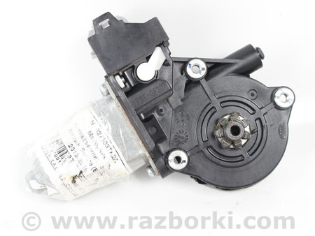 ФОТО Моторчик стеклоподъёмника задний правый для Nissan Sentra B17 (12-19) Київ