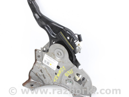 ФОТО Педаль ручника для Nissan X-Trail T32 /Rogue (2013-) Київ
