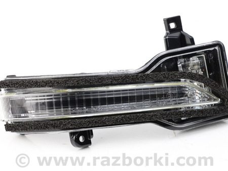 ФОТО Повторитель поворота в зеркало правый для Subaru Outback V BS (14-21) Київ