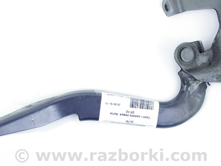 ФОТО Петля капота левая для Toyota Auris E150 (06-12) Київ