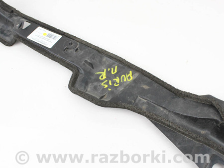 ФОТО Пыльник переднего крыла правый для Toyota Auris E150 (06-12) Київ
