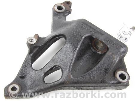 ФОТО Кронштейн двигателя правый для Toyota Auris E150 (06-12) Київ