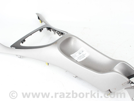 ФОТО Накладка кулисы МКПП для Toyota Auris E150 (06-12) Київ