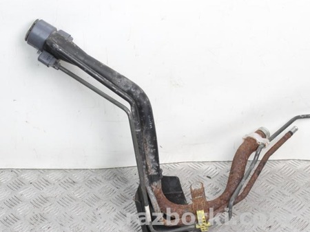 ФОТО Горловина бензобака для Toyota Auris E150 (06-12) Київ