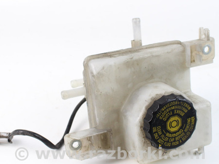 ФОТО Бачок тормозной жидкости для Toyota Auris E150 (06-12) Київ