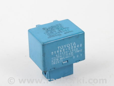 ФОТО Реле поворотов для Toyota Auris E150 (06-12) Київ