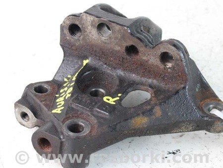ФОТО Кронштейн двигателя правый для Toyota Auris E180 (12-18) Київ