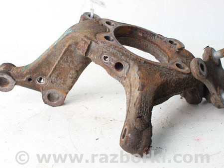 ФОТО Кулак поворотный правый под ABS для Toyota Auris E180 (12-18) Київ
