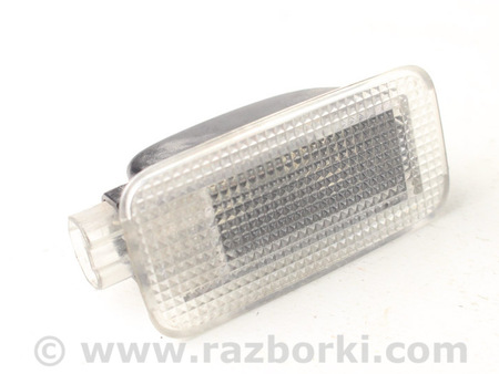 ФОТО Подсветка багажника для Toyota Auris E180 (12-18) Київ