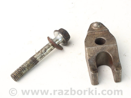 ФОТО Крепление топливной форсунки для Toyota Auris E180 (12-18) Київ