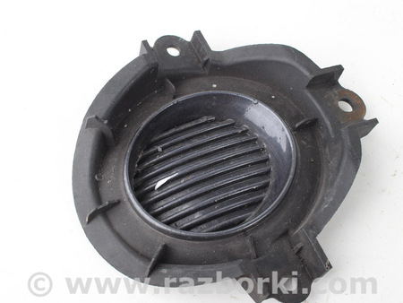 ФОТО Заглушка ПТФ правая для Toyota Avensis T270 (10.2008-12.2012) Київ