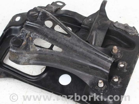 ФОТО Полка аккумуляторная для Toyota Avensis T270 (10.2008-12.2012) Київ
