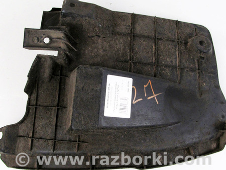 ФОТО Пыльник заднего бампера левый для Toyota Avensis T270 (10.2008-12.2012) Київ