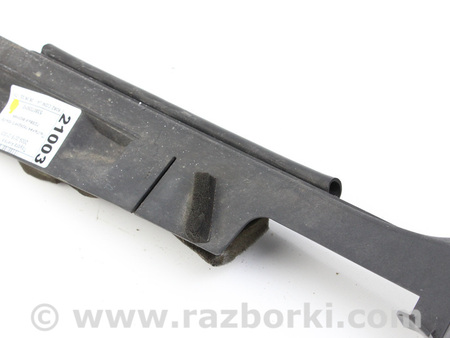 ФОТО Пыльник переднего крыла правый верхний для Toyota Avensis T270 (10.2008-12.2012) Київ