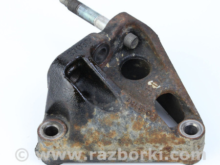 ФОТО Кронштейн двигателя правый для Toyota Avensis T270 (10.2008-12.2012) Київ