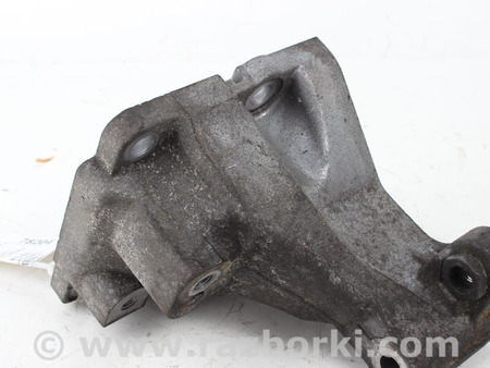 ФОТО Кронштейн крепления генератора для Toyota Avensis T270 (10.2008-12.2012) Київ