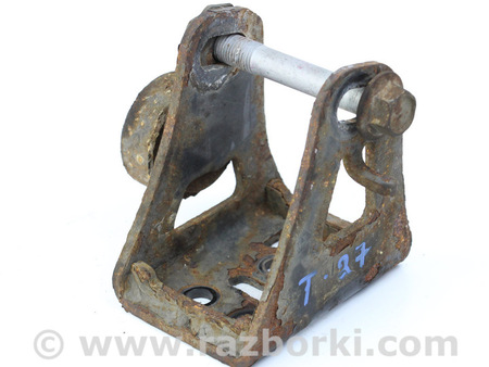 ФОТО Кронштейн подушки двигателя передний для Toyota Avensis T270 (10.2008-12.2012) Київ