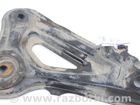 ФОТО Кронштейн передней балки правый для Toyota Avensis T270 (10.2008-12.2012) Київ