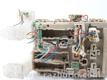 ФОТО Блок предохранителей сервис для Toyota Avensis T270 (10.2008-12.2012) Київ