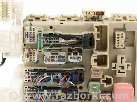 ФОТО Блок предохранителей сервис для Toyota Avensis T270 (10.2008-12.2012) Київ