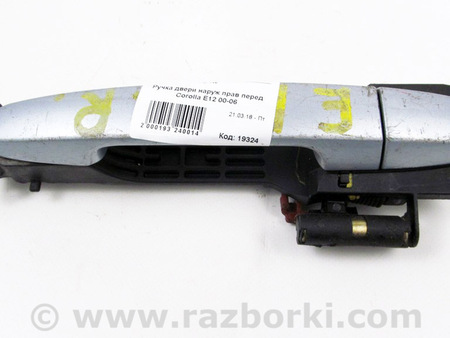 ФОТО Двери и крышки багажника для Toyota Corolla E120 (08.2000-02.2007) Київ
