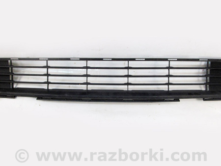 ФОТО Решетка в бампер для Toyota Corolla E140/E150 (11.2006-08.2013) Київ