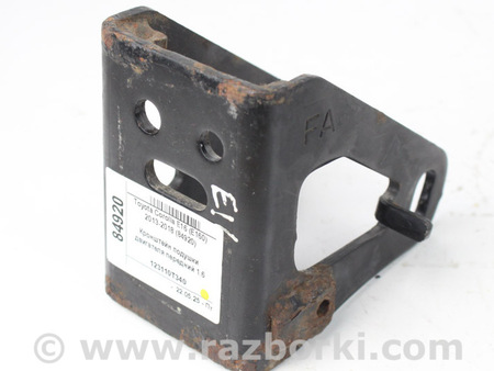 ФОТО Кронштейн подушки двигателя передний для Toyota Corolla E16/E17 (2012-2018) Київ
