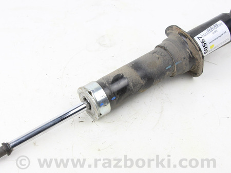 ФОТО Амортизатор задний для Toyota Corolla E16/E17 (2012-2018) Київ