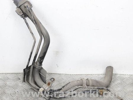 ФОТО Горловина бензобака для Toyota Corolla E16/E17 (2012-2018) Київ