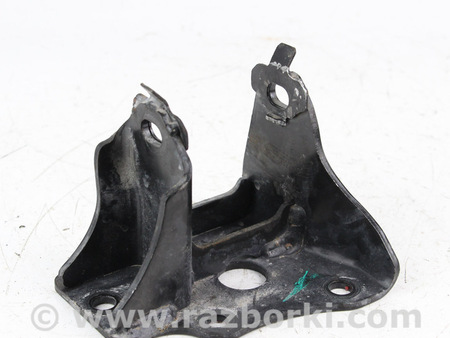 ФОТО Кронштейн КПП верхний для Toyota Corolla E16/E17 (2012-2018) Київ