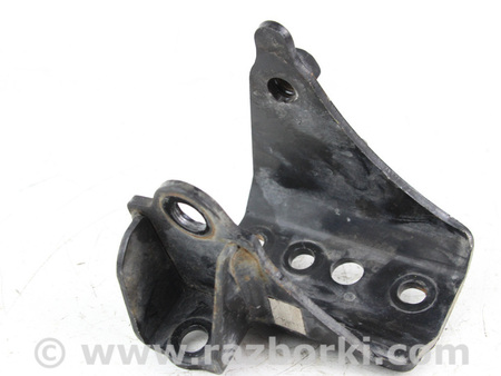 ФОТО Кронштейн КПП задний для Toyota Corolla E16/E17 (2012-2018) Київ