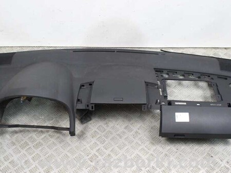 ФОТО Детали салона для Toyota Corolla Verso (04.2004-03.2009) Київ