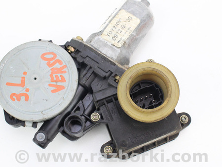 ФОТО Зеркала / Стекла / Очистка стекол для Toyota Corolla Verso (04.2004-03.2009) Київ