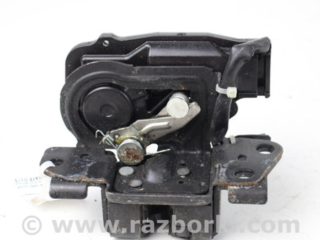 ФОТО Замок кр. багажника дефект для Toyota Prius III XW30 (09-15) Київ