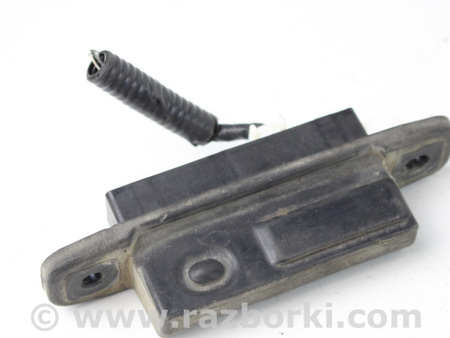 ФОТО Кнопка кр.багажника бесключевой доступ для Toyota Prius III XW30 (09-15) Київ