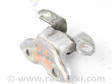 ФОТО Петля двери задней левой верх для Toyota Prius III XW30 (09-15) Київ