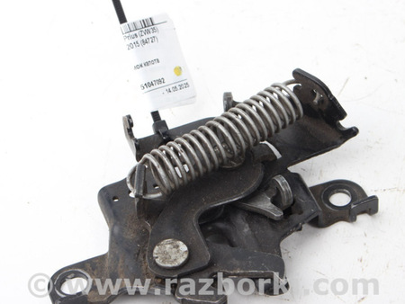 ФОТО Замок капота для Toyota Prius III XW30 (09-15) Київ