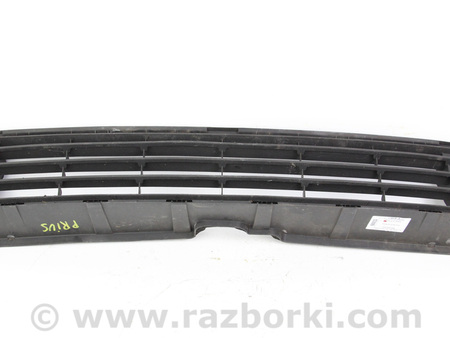 ФОТО Решетка в бампер для Toyota Prius III XW30 (09-15) Київ