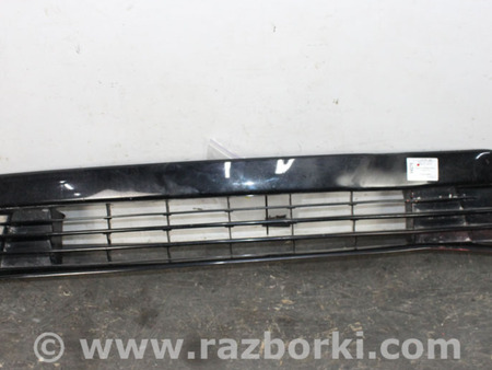ФОТО Решетка в бампер нижняя дефект для Toyota Prius III XW30 (09-15) Київ