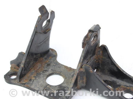 ФОТО Кронштейн подушки двигателя левый для Toyota Prius III XW30 (09-15) Київ